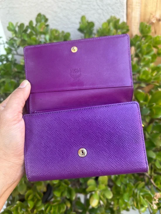 MCM Purple Saffiano Leather Logo Plaque Wallet with Gold Studs - Picture 8 of 12